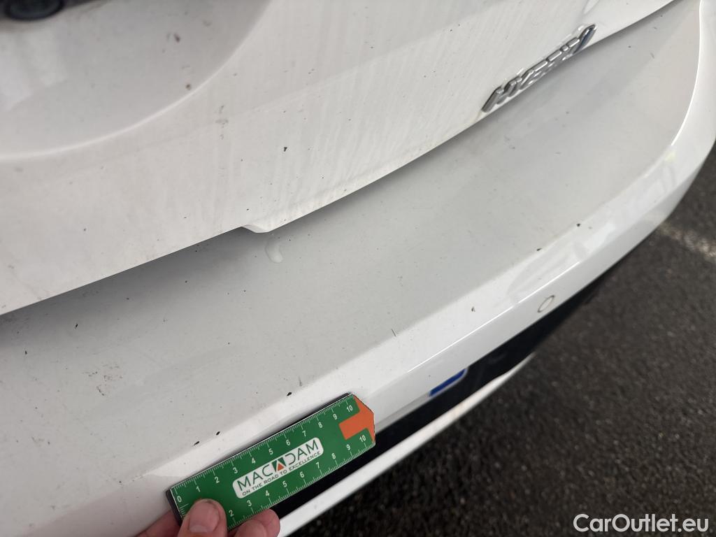  Toyota  Corolla TOYOTA  / 2018 / 5P / Berline Hybride 122h Dynamic Business Beyond Zer #12