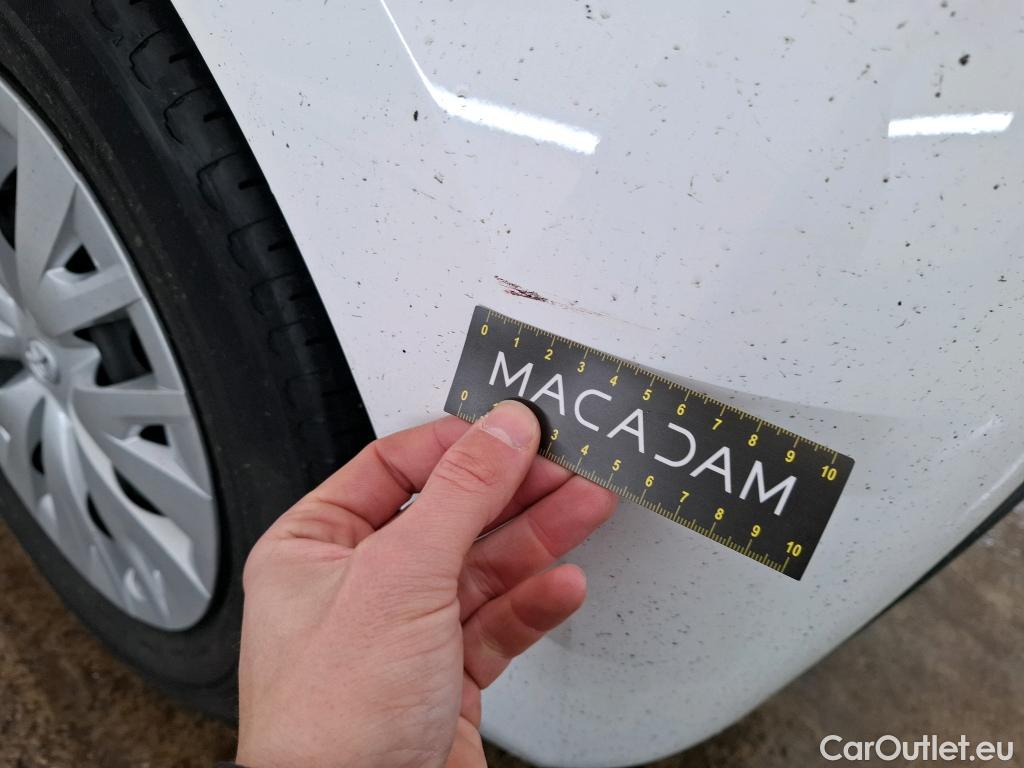  Toyota  Yaris TOYOTA  Hybride / 2019 / 5P / Berline Hybride 116h France Business Stage Acad #16