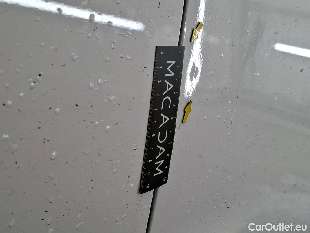  Toyota  Yaris TOYOTA  Hybride / 2019 / 5P / Berline Hybride 116h France Business Stage Acad #29