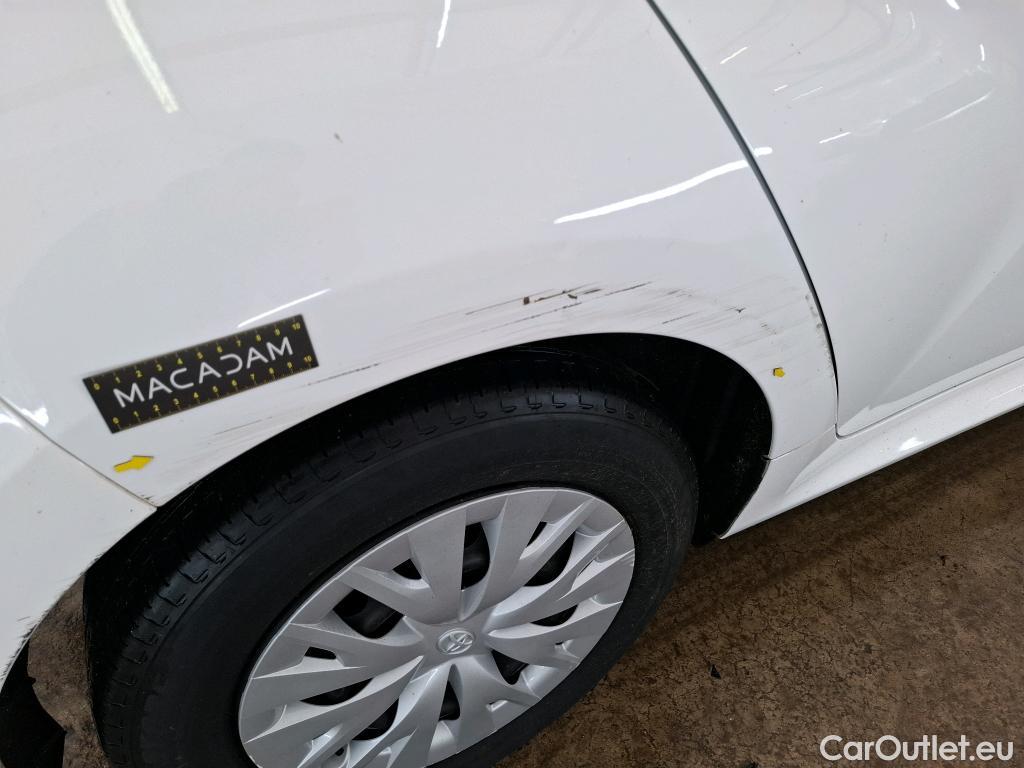  Toyota  Yaris TOYOTA  Hybride / 2019 / 5P / Berline Hybride 116h France Business Stage Acad #2