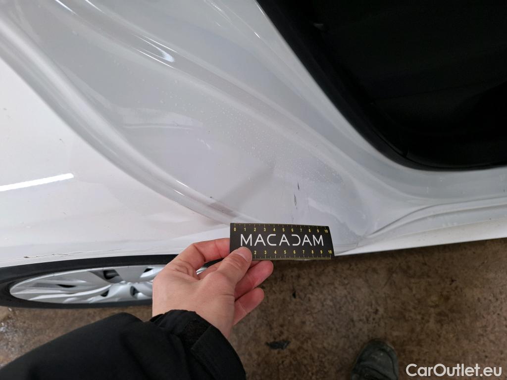  Toyota  Yaris TOYOTA  Hybride / 2019 / 5P / Berline Hybride 116h France Business Stage Acad #41