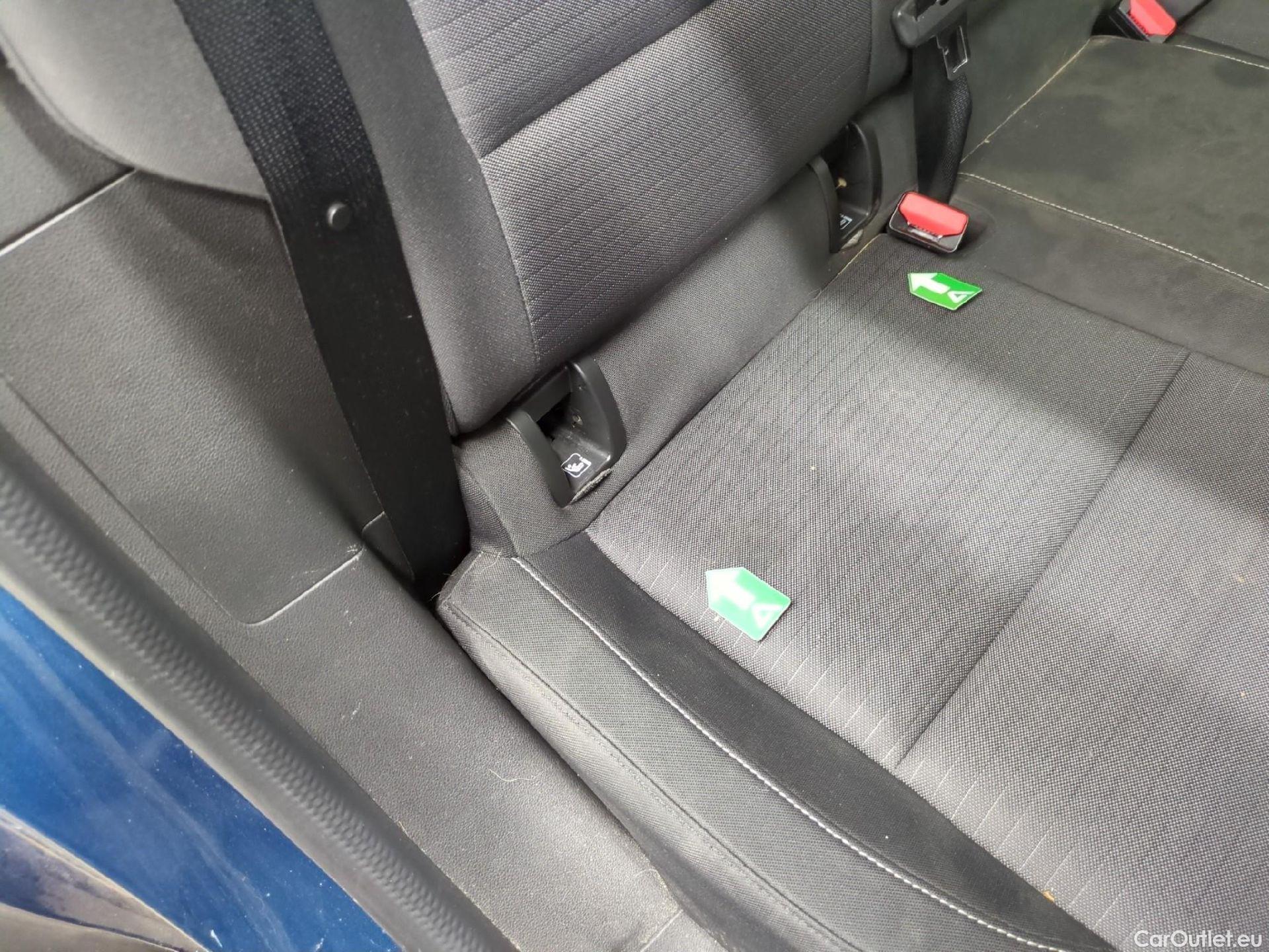  Renault  Arkana RENAULT  / 2021 / 5P / SUV Business TCe 140 EDC #29