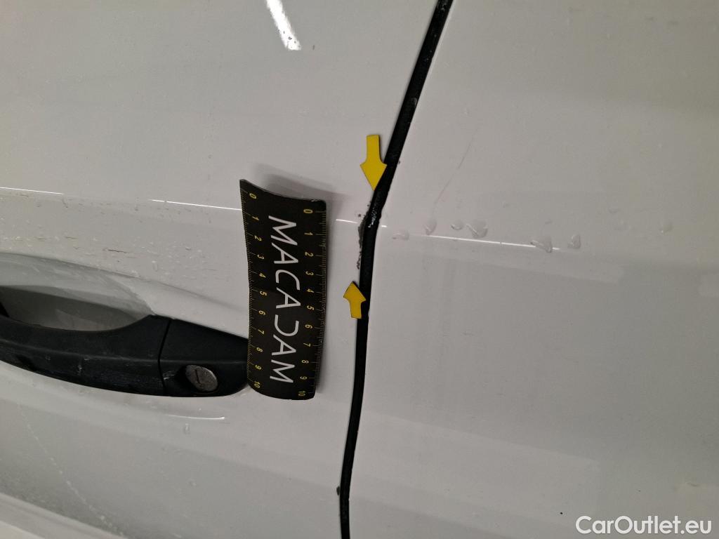  Peugeot  208  Premium 1.5 HDi 100CV BVM6 E6d #35