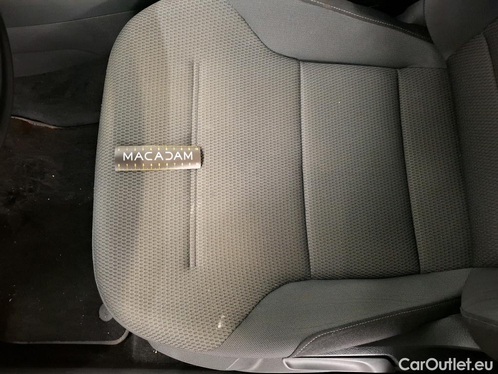  Volkswagen  Golf  VII Berline Confortline Business BMT 1.0 TSI 115CV BVM6 E6dT #4