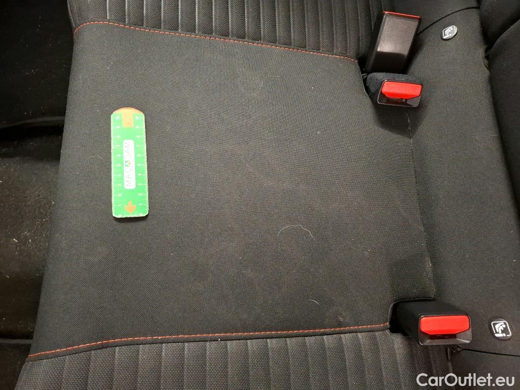  Peugeot  2008  Active Business 1.5 HDi 130CV BVA8 E6d #19