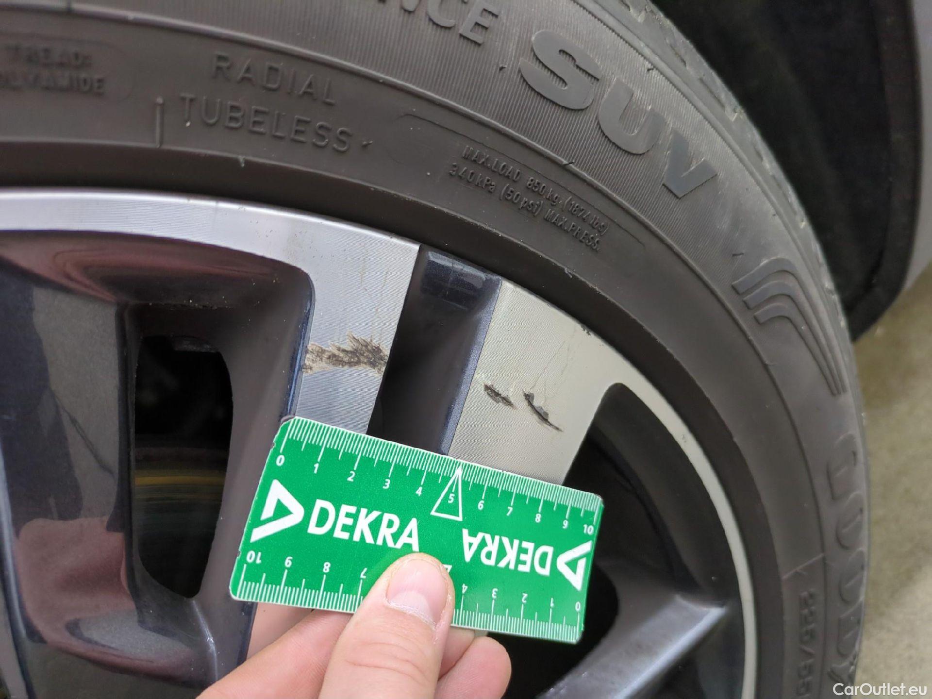  Peugeot  3008  Allure Business 1.5 HDi 130CV BVA8 E6d #16