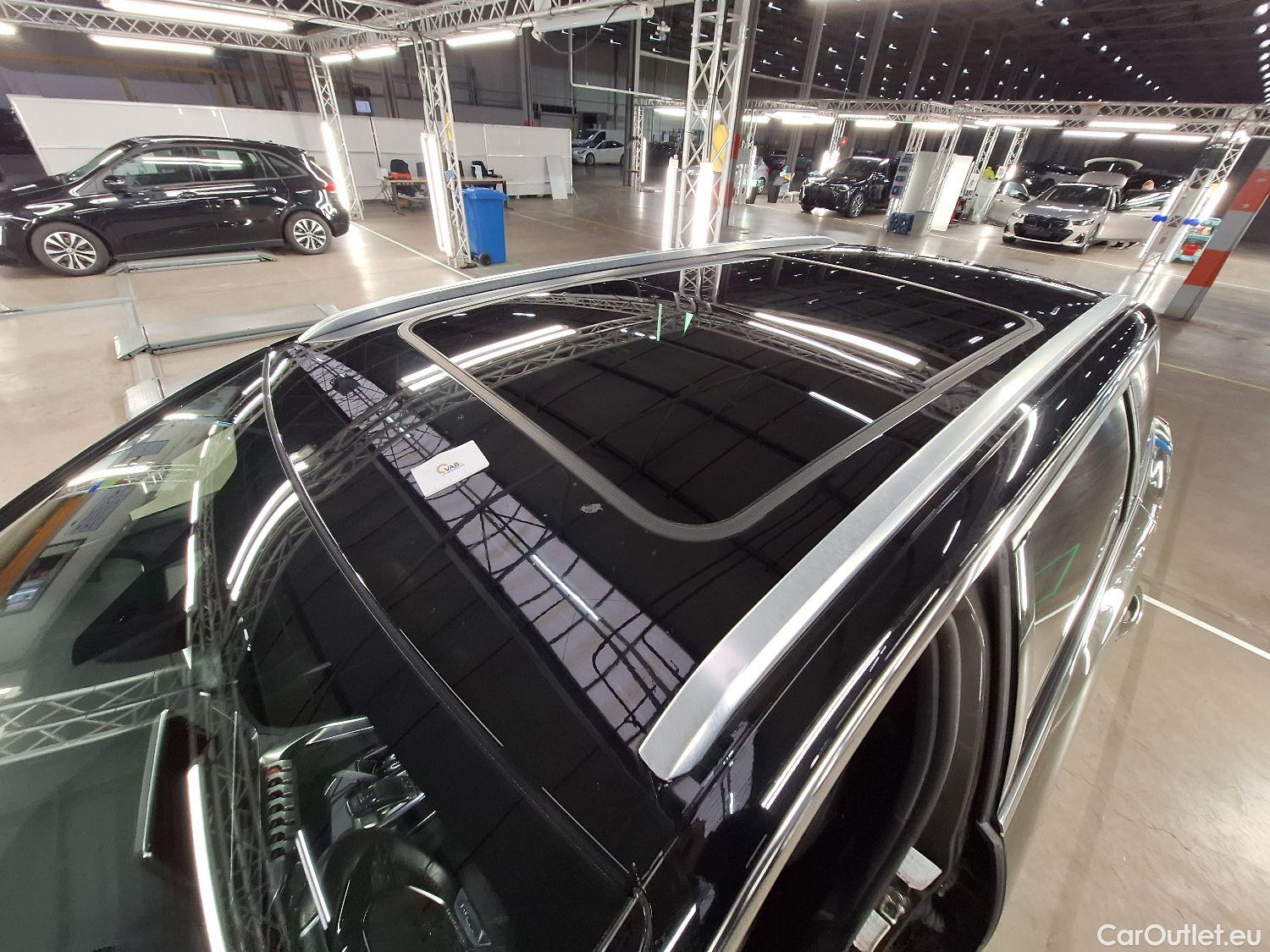  Peugeot  5008 Peugeot,  '16, Peugeot  1.5 BlueHDi 96kW S&S EAT8 GT Line 5d 7pl #48