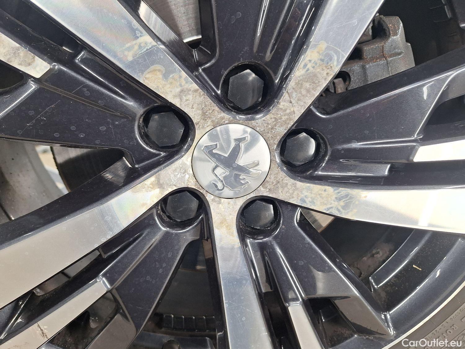  Peugeot  5008 Peugeot,  '16, Peugeot  1.5 BlueHDi 96kW S&S EAT8 GT Line 5d #2