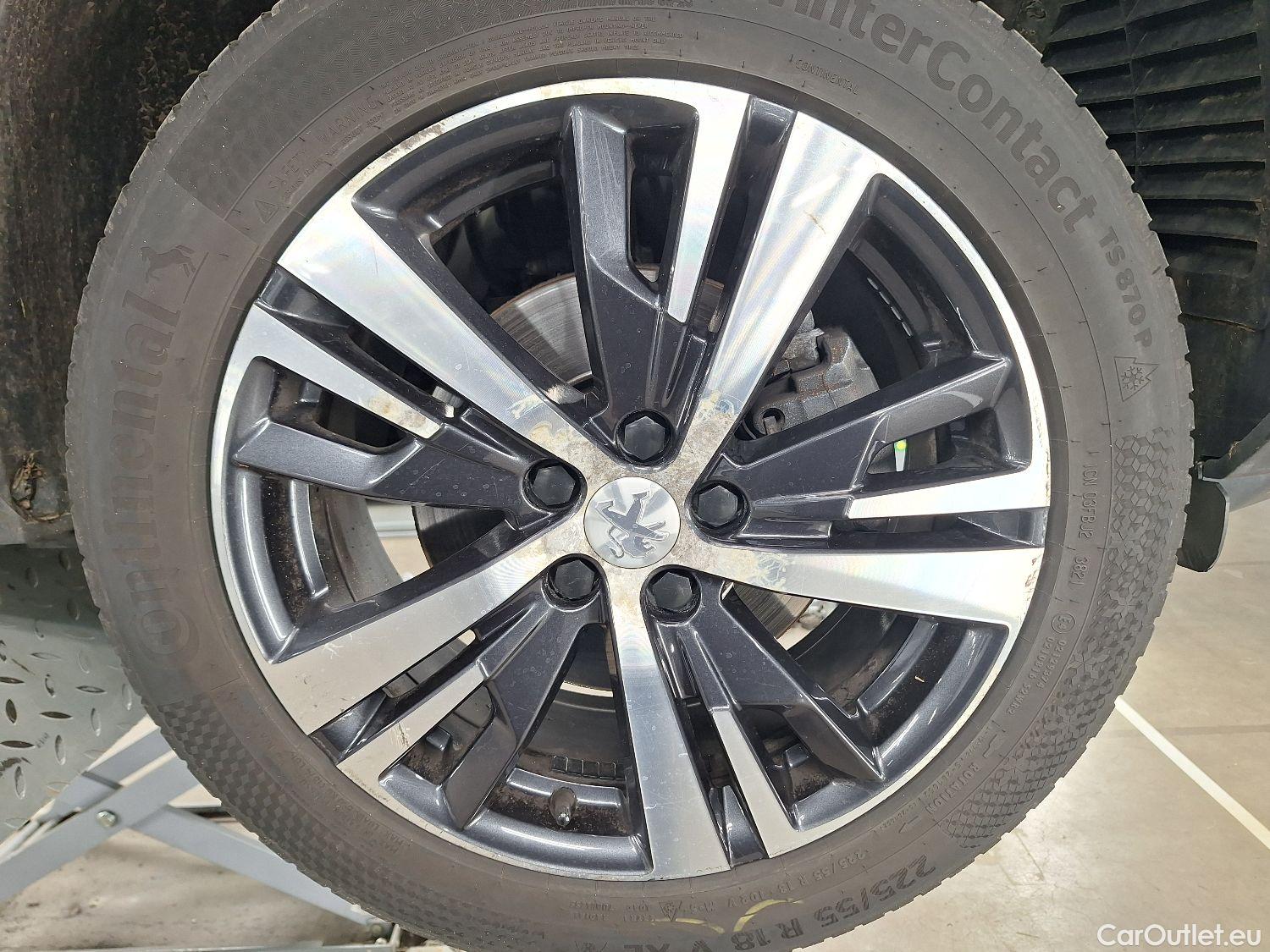  Peugeot  5008 Peugeot,  '16, Peugeot  1.5 BlueHDi 96kW S&S EAT8 GT Line 5d #1