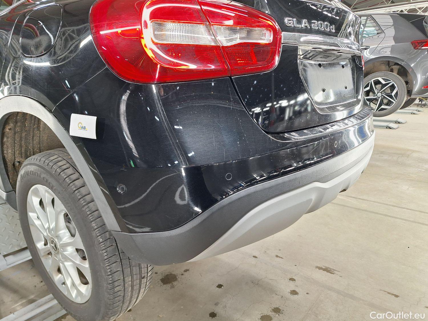  Mercedes  GLA Mercedes,  FL'17, Mercedes-Benz   200 d DCT 5d #27