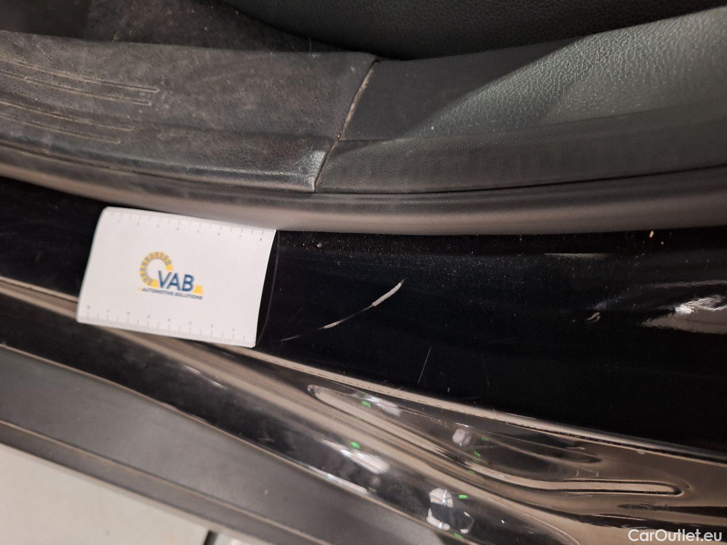  Mercedes  GLA Mercedes,  FL'17, Mercedes-Benz   200 d DCT 5d #63