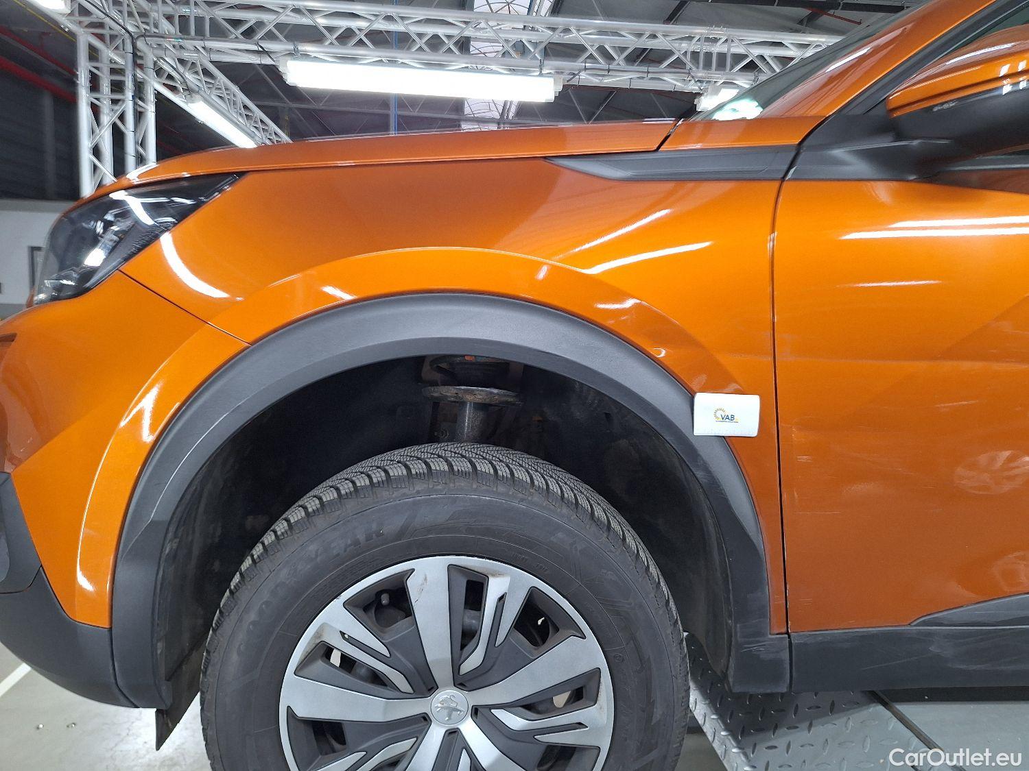  Peugeot  2008 Peugeot,  '19, Peugeot  1.5 BlueHDi 75kW S&S Active 5d #58