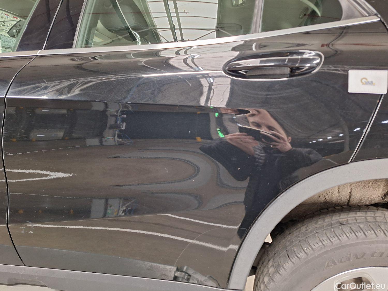  Mercedes  GLA Mercedes,  FL'17, Mercedes-Benz   200 d DCT 5d #38