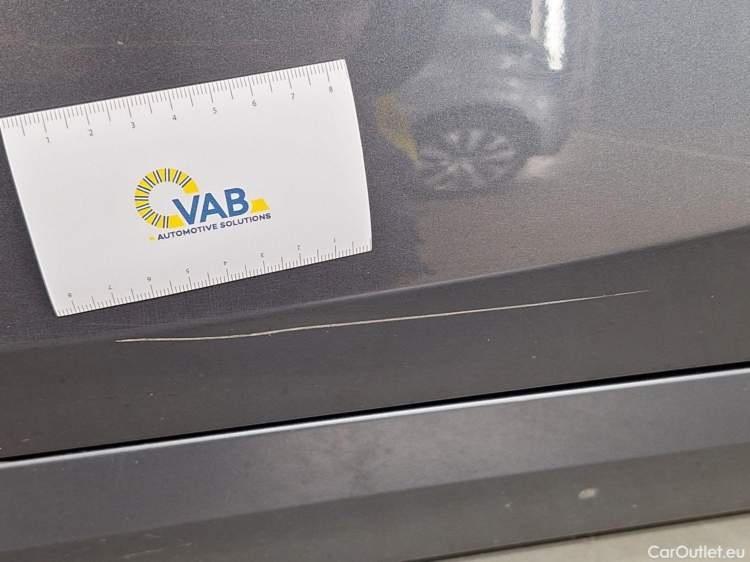  Bmw  Serie 1 BMW, 1-serie '19, BMW 1 Reeks Hatch 116d (85 kW) 5d #24