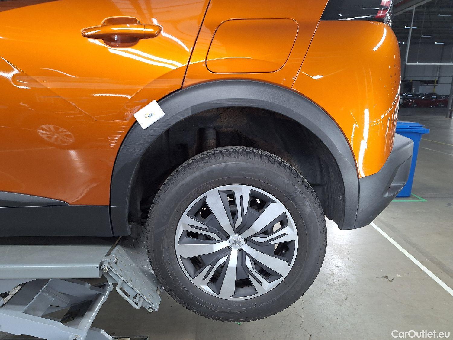  Peugeot  2008 Peugeot,  '19, Peugeot  1.5 BlueHDi 75kW S&S Active 5d #56