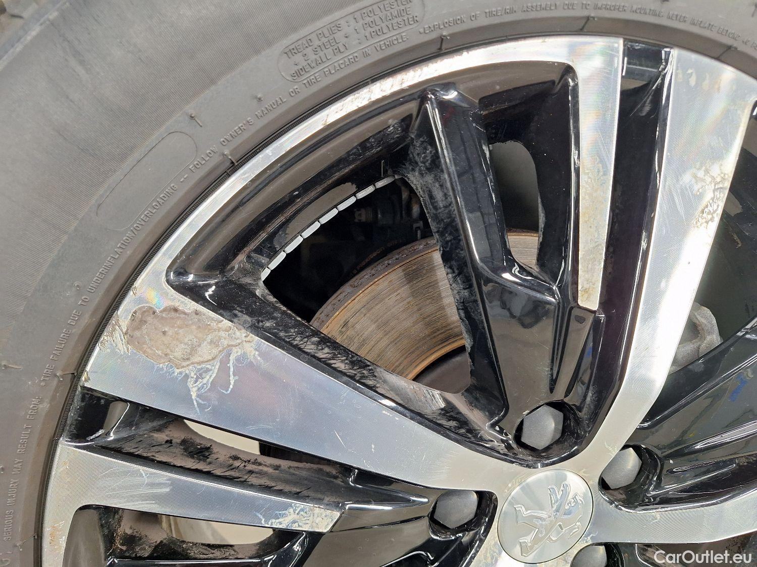  Peugeot  5008 Peugeot,  FL'20, Peugeot  1.5 BlueHDi 96kW S&S EAT8 GT 5d #2