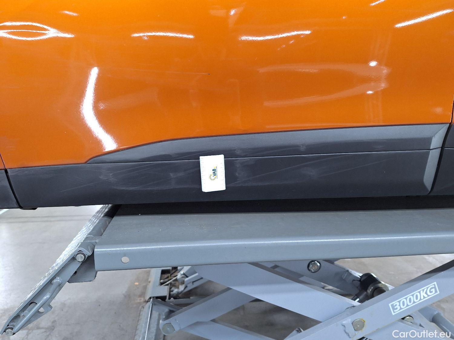  Peugeot  2008 Peugeot,  '19, Peugeot  1.5 BlueHDi 75kW S&S Active 5d #64