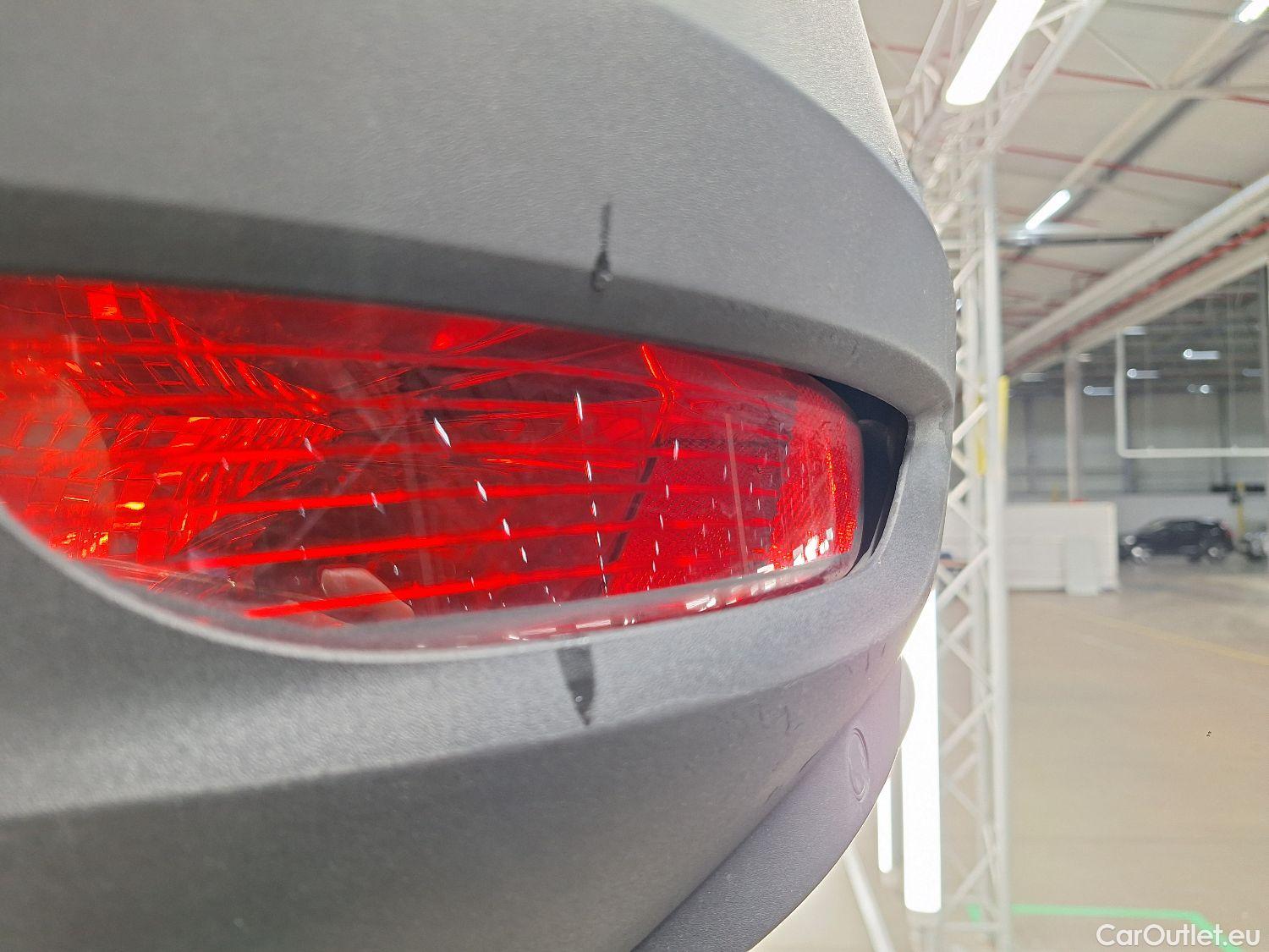  Peugeot  5008 Peugeot,  '16, Peugeot  1.5 BlueHDi 96kW S&S EAT8 Allure 5d #30