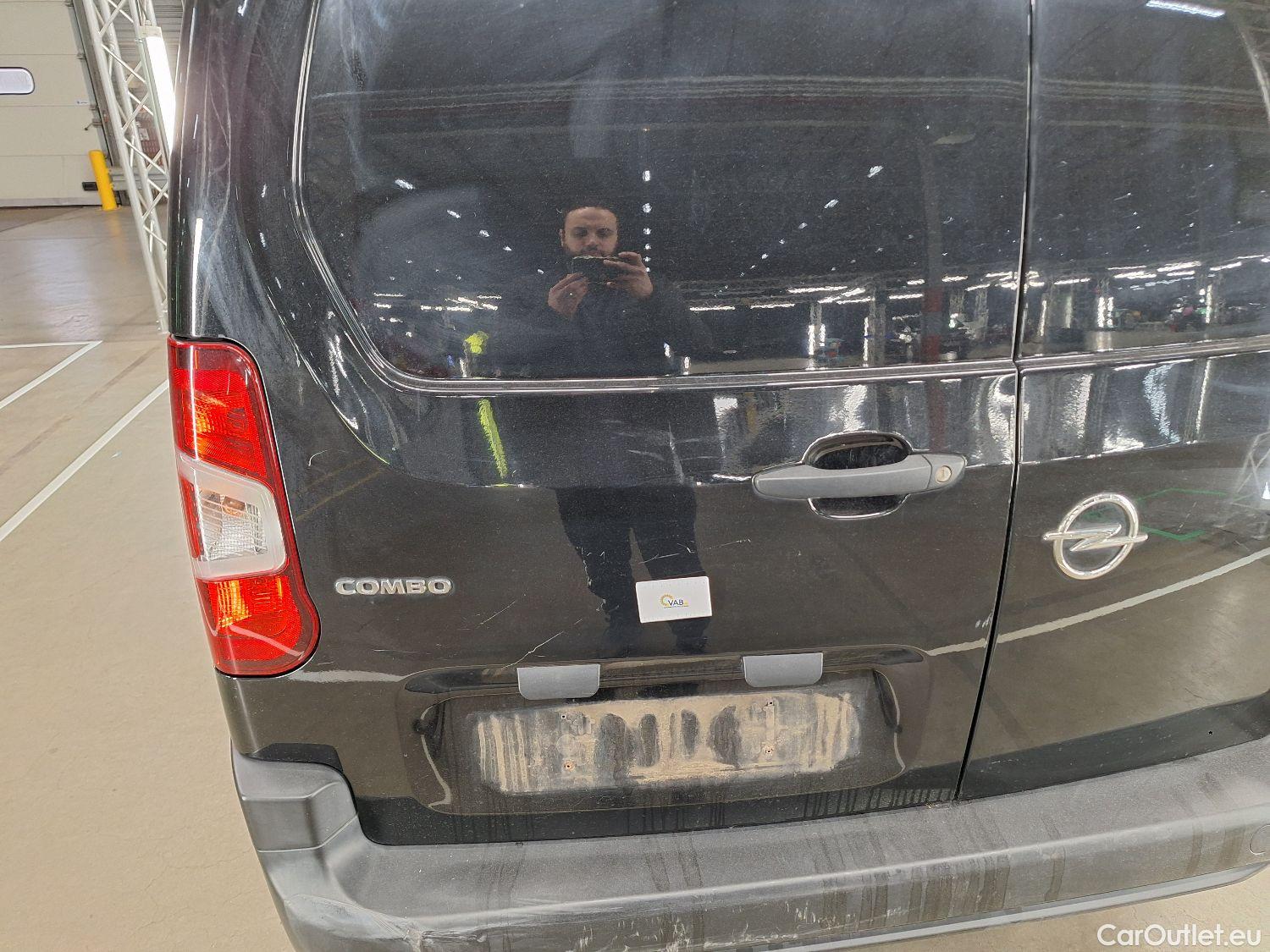  Opel  Combo Opel, _ '18, Opel  1.5 Turbo 55kW 2.0T L1H1 Edition 4d #25