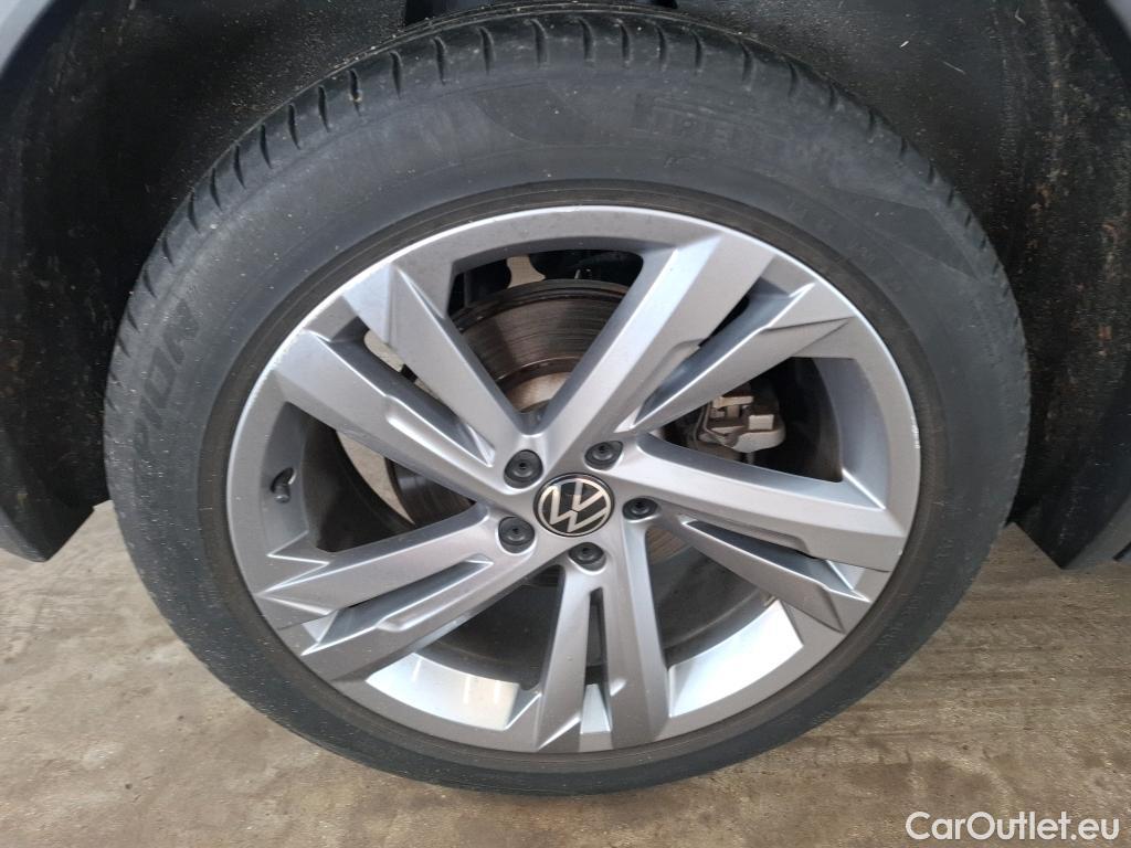 Volkswagen  Tiguan VOLKSWAGEN  / 2020 / 5P / SUV 1.4 eHybrid 245 DSG6 R-Line Exclusive #9