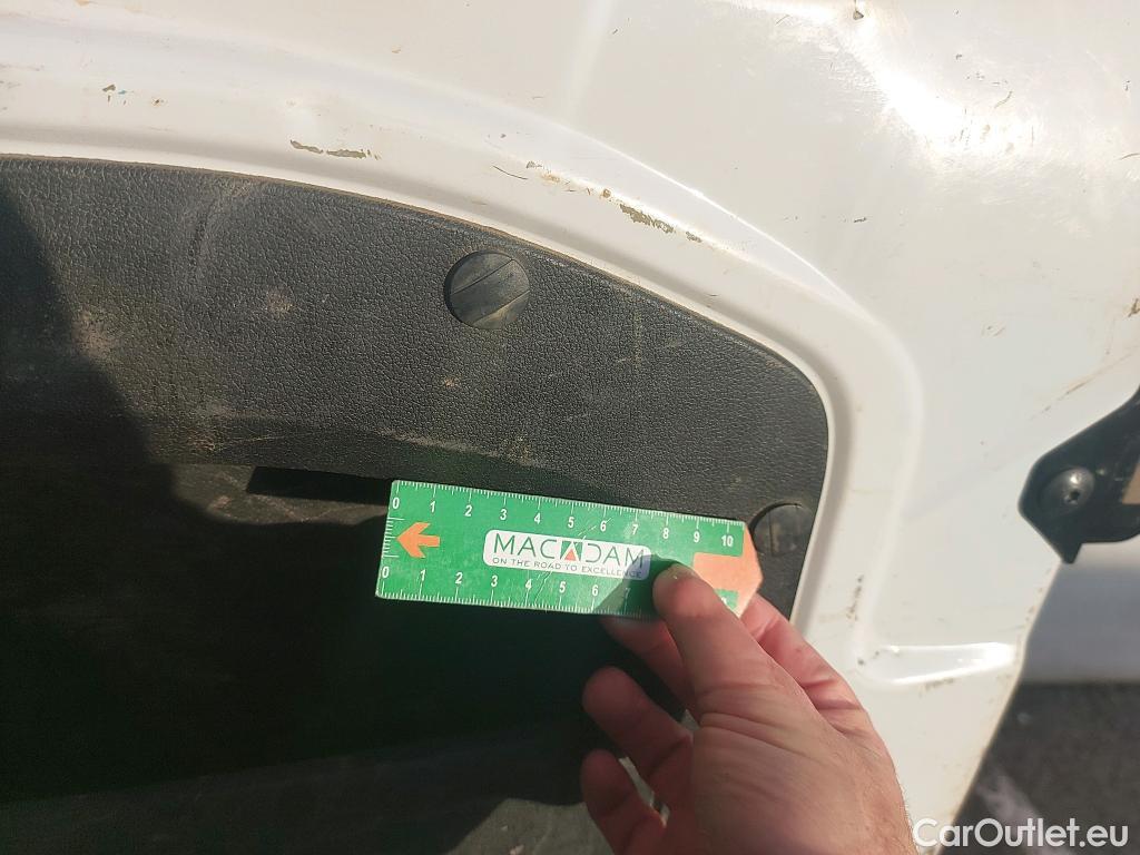  Peugeot  RIFTER PEUGEOT  / 2018 / 5P / monovolumen compacto Active Pack Standard BlueHDi 73kW #18