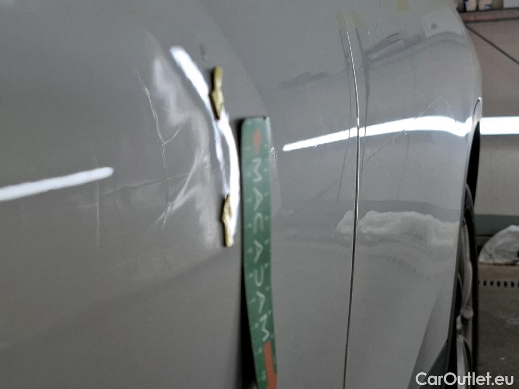  Bmw  X1 Série  sDrive18d Lounge 2.0 150CV BVA8 E6 #15