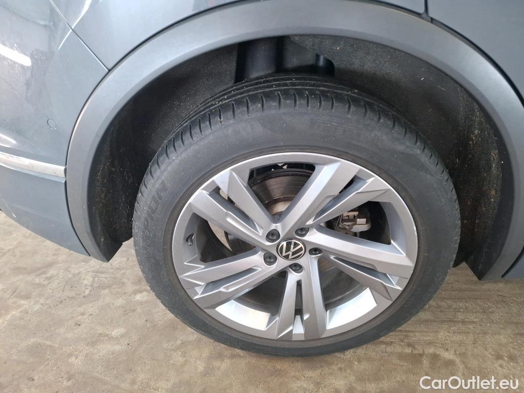  Volkswagen  Tiguan VOLKSWAGEN  / 2020 / 5P / SUV 1.4 eHybrid 245 DSG6 R-Line Exclusive #8