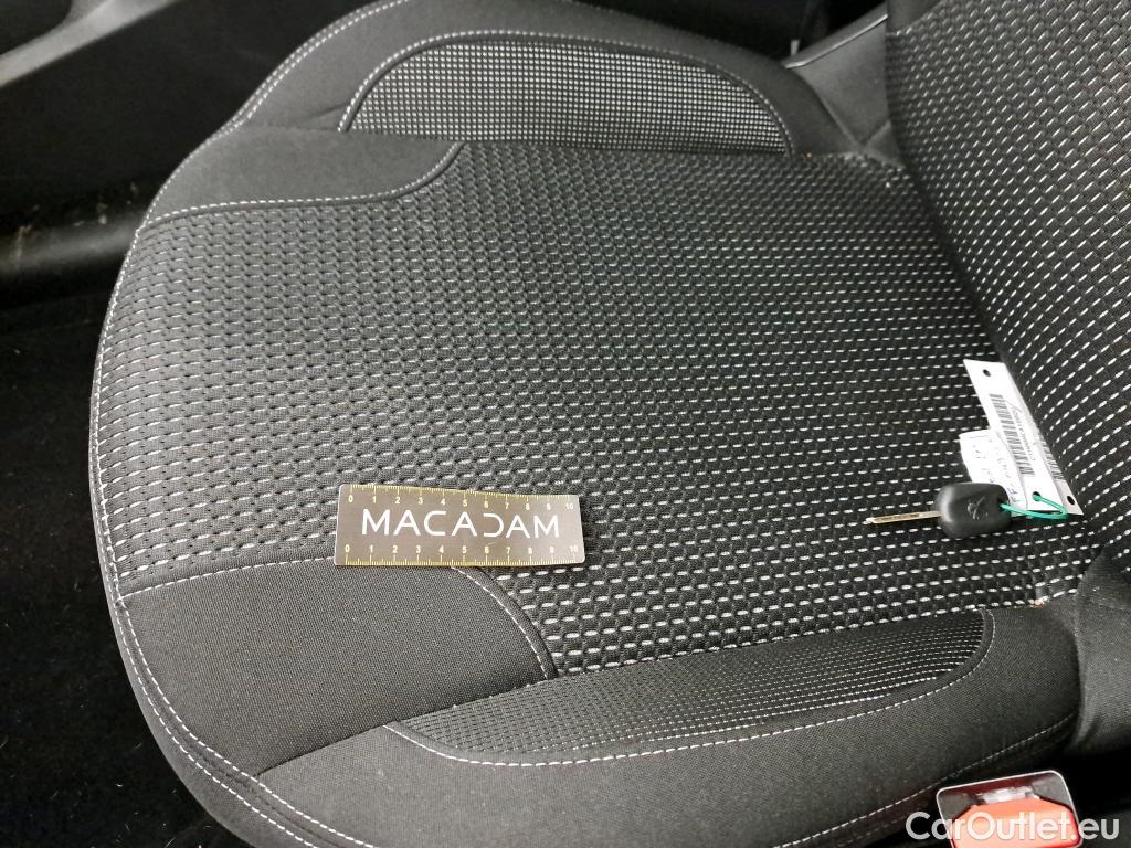  Peugeot  208  Allure Business 1.2 PureTech 110CV BVM6 E6dT #13