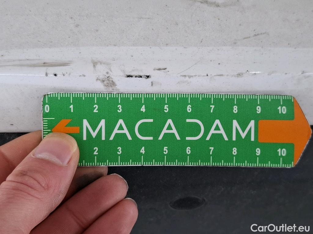  Bmw  X1 Série  sDrive18d Lounge 2.0 150CV BVA8 E6 #9