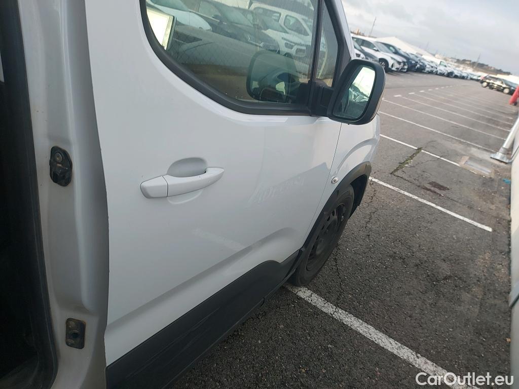  Peugeot  RIFTER PEUGEOT  / 2018 / 5P / monovolumen compacto Active Pack Standard BlueHDi 73kW #7