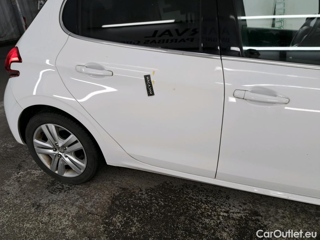  Peugeot  208  Allure Business 1.2 PureTech 110CV BVM6 E6dT #11