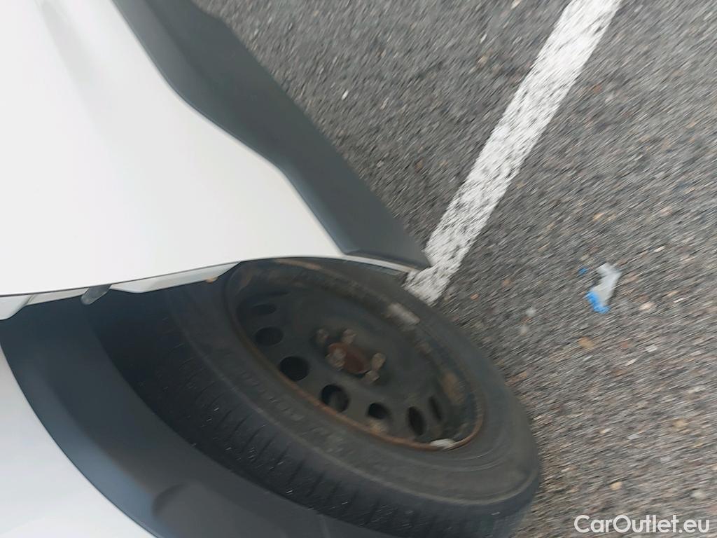  Peugeot  RIFTER PEUGEOT  / 2018 / 5P / monovolumen compacto Active Pack Standard BlueHDi 73kW #39