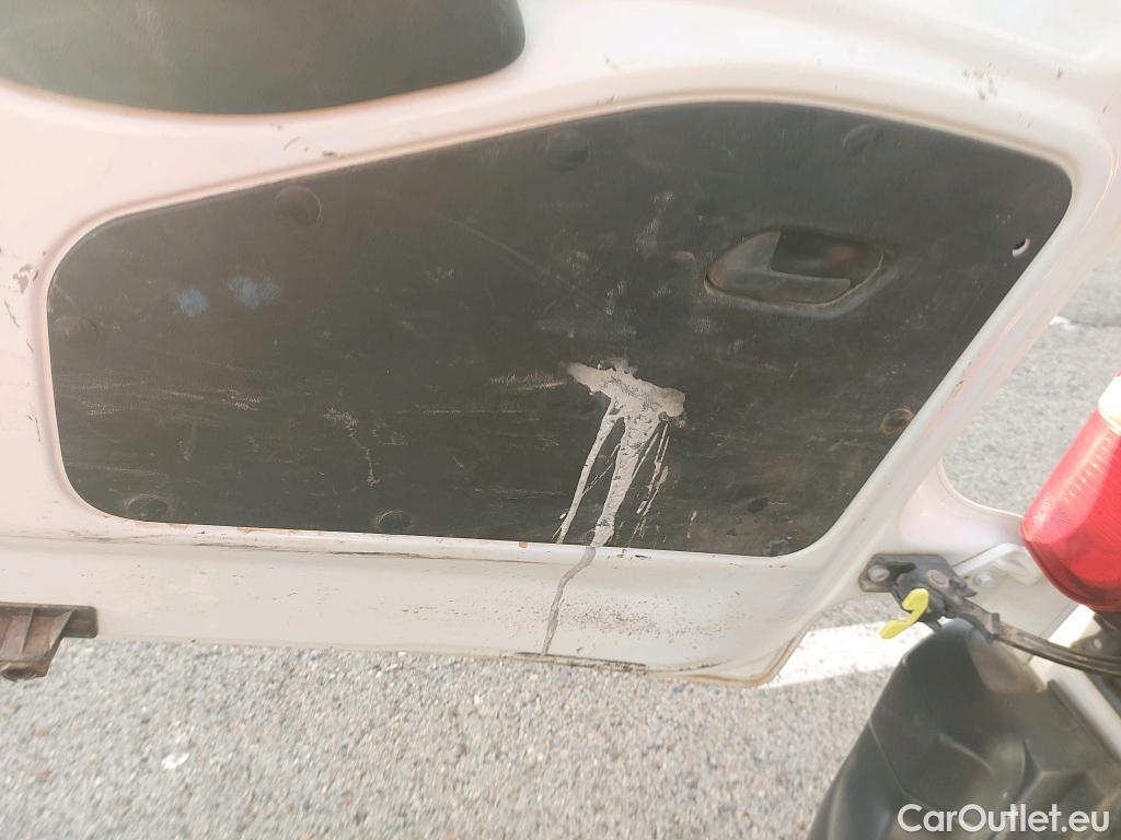  Peugeot  RIFTER PEUGEOT  / 2018 / 5P / monovolumen compacto Active Pack Standard BlueHDi 73kW #21