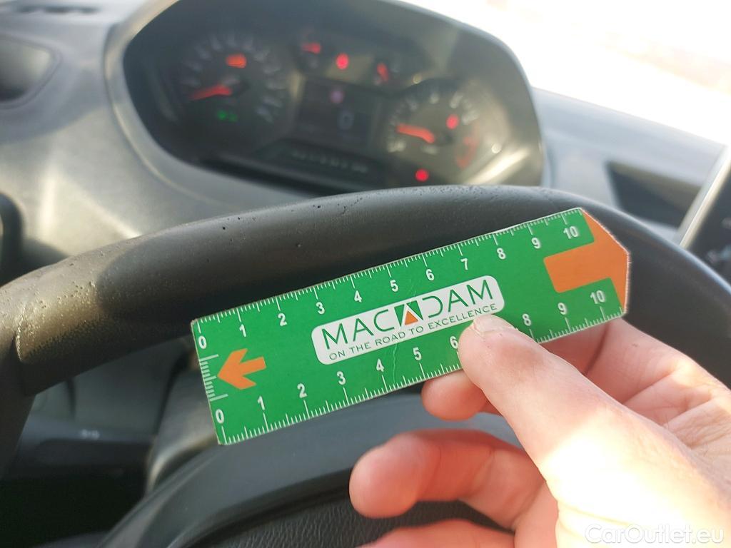  Peugeot  RIFTER PEUGEOT  / 2018 / 5P / monovolumen compacto Active Pack Standard BlueHDi 73kW #32