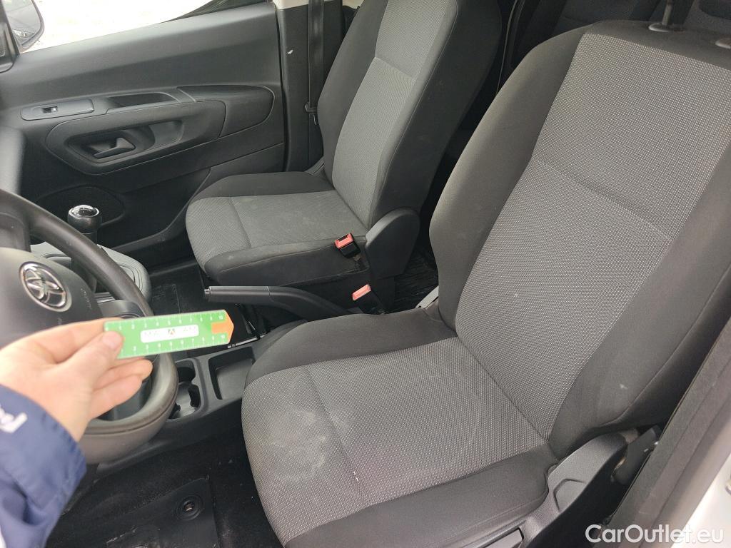  Toyota  Proace TOYOTA  City / 2020 / 4P / combi 1.5D 75kW (100CV) GX L1 (CX) #18