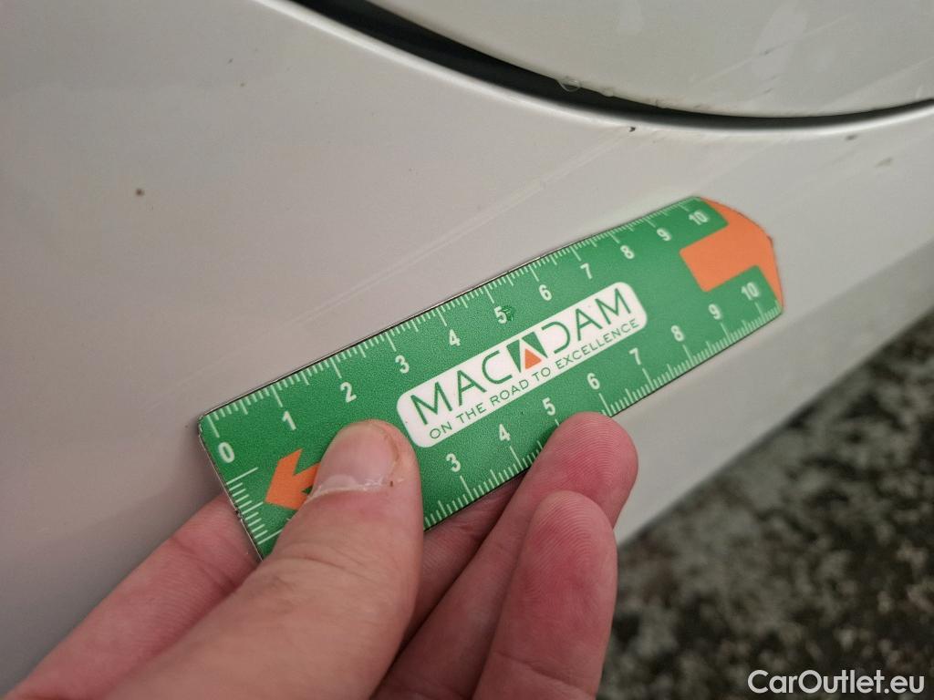  Bmw  Serie 1 BMW Série 1 / 2019 / 5P / Berline 116i DKG7 Business Design #7