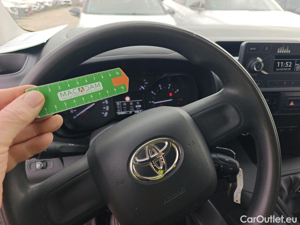  Toyota  Proace TOYOTA  City / 2020 / 4P / combi 1.5D 75kW (100CV) GX L1 (CX) #24