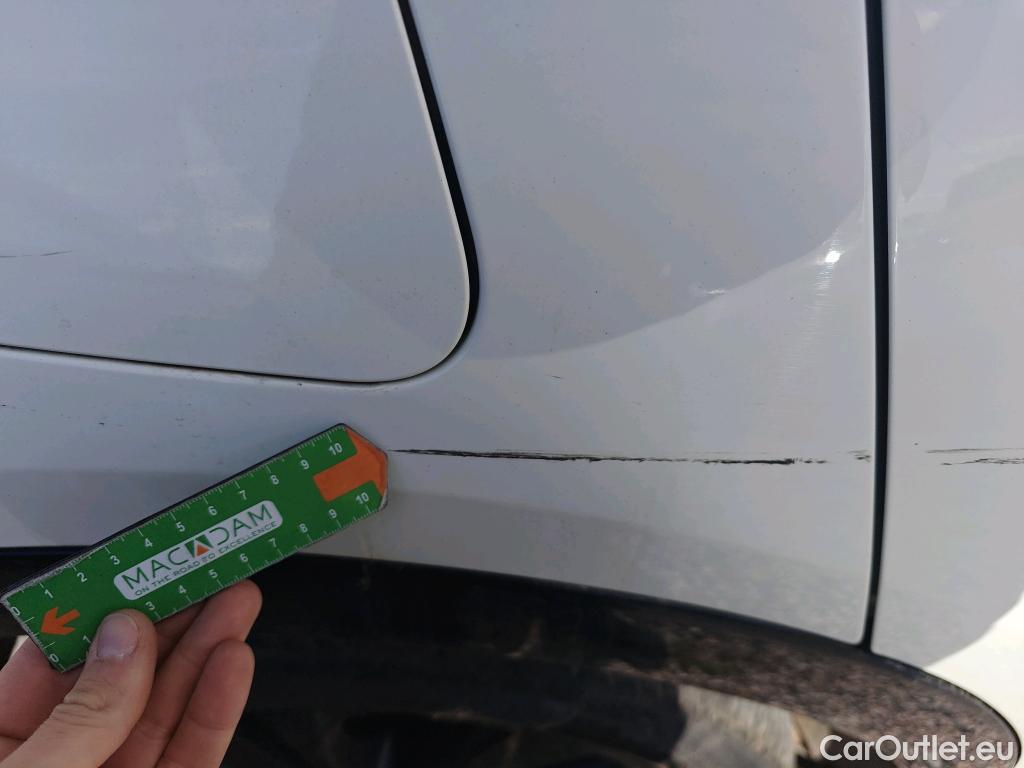  Opel   Grandland X OPEL Grandland / 2021 / 5P / todoterreno 1.5D DTH AT8 S/S GS #73