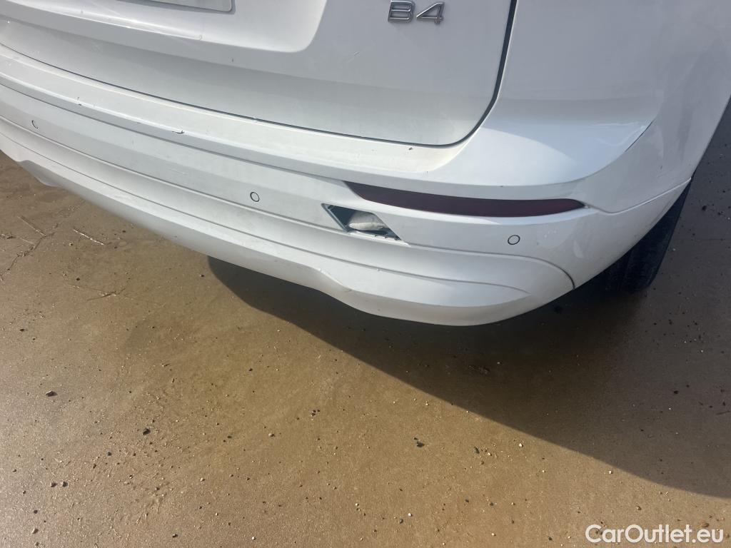  Volvo  XC60 VOLVO  / 2017 / 5P / todoterreno 2.0 B4 D Momentum Pro Auto #5