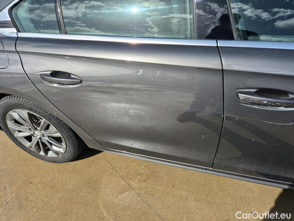  Peugeot  508 PEUGEOT  / 2018 / 5P / berlina con portón 5P Business Line BlueHDi 130 EAT8 (AC) #9