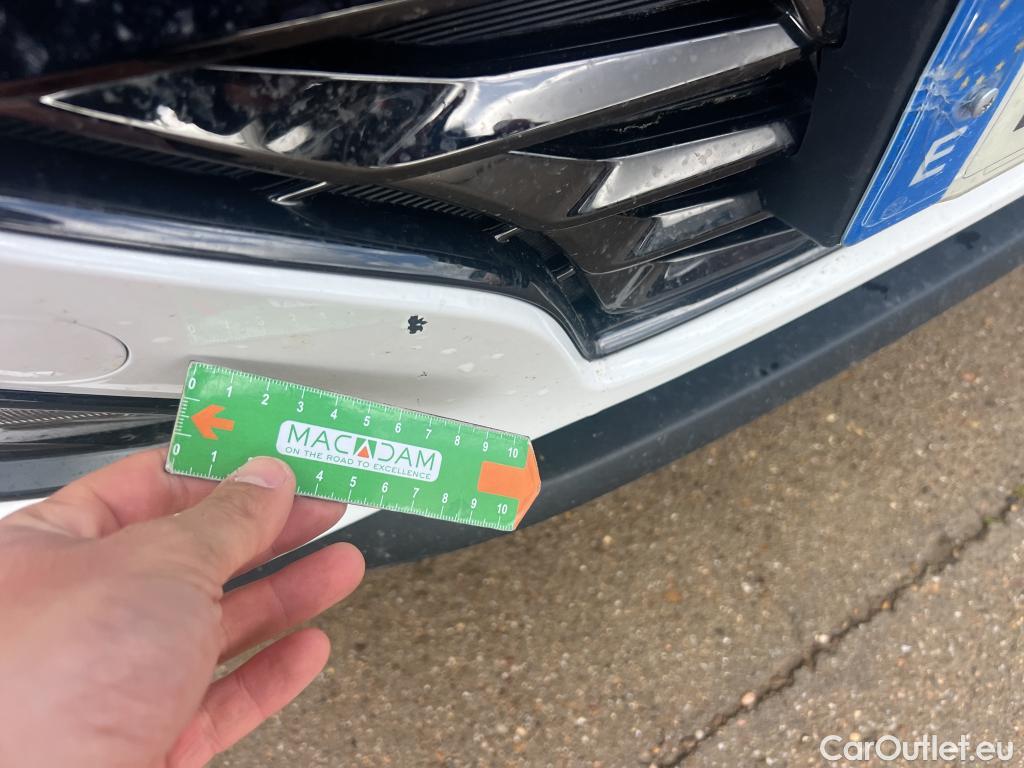  Hyundai  i30 HYUNDAI  / 2020 / 5P / berlina con portón 1.6 CRDI 100kW(136CV) 48V Klass Fastback #10