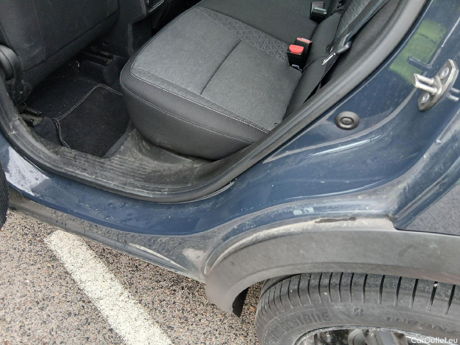  Renault  Captur  II Evolution 1.3 TCe 140CV MT6 E6d #21