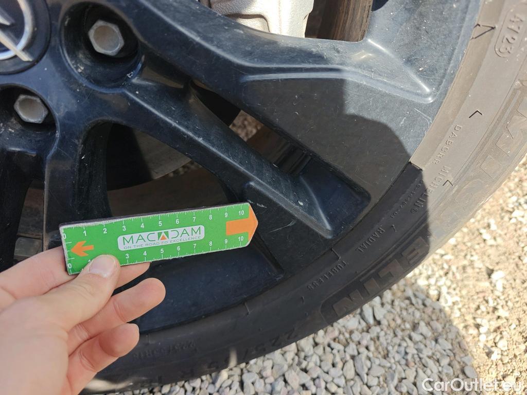  Opel   Grandland X OPEL Grandland / 2021 / 5P / todoterreno 1.5D DTH AT8 S/S GS #77