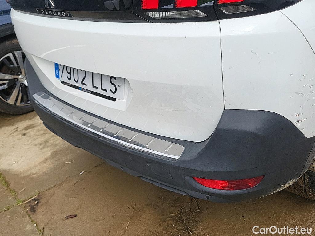  Peugeot  5008 PEUGEOT  / 2017 / 5P / todoterreno Allure BlueHDi 96kW (130CV) S&S EAT8 (CX) #30