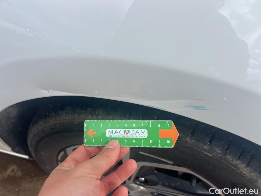  Hyundai  i30 HYUNDAI  / 2020 / 5P / berlina con portón 1.6 CRDI 100kW(136CV) 48V Klass Fastback #6