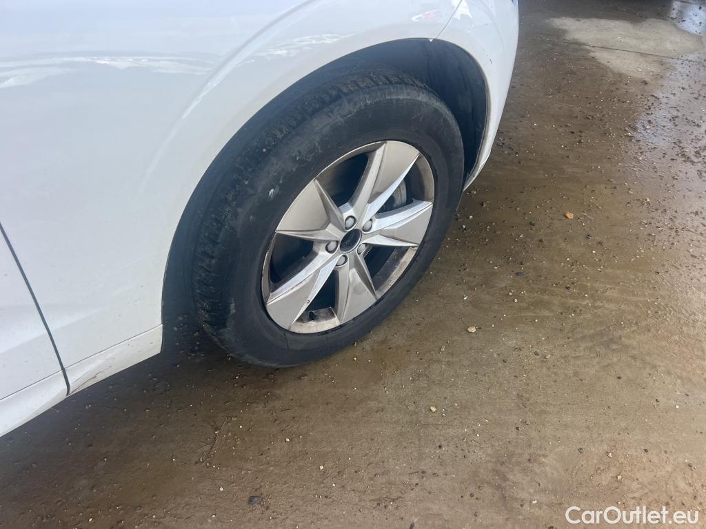  Volvo  XC60 VOLVO  / 2017 / 5P / todoterreno 2.0 B4 D Momentum Pro Auto #22