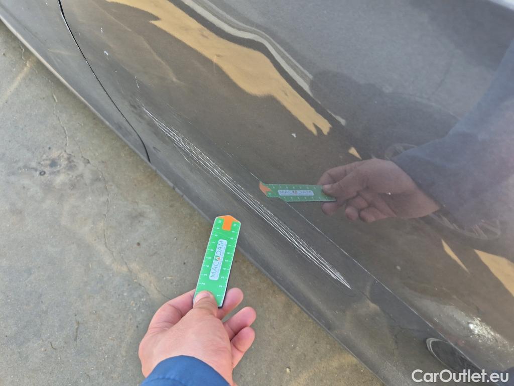  Peugeot  508 PEUGEOT  / 2018 / 5P / berlina con portón 5P Business Line BlueHDi 130 EAT8 (AC) #2