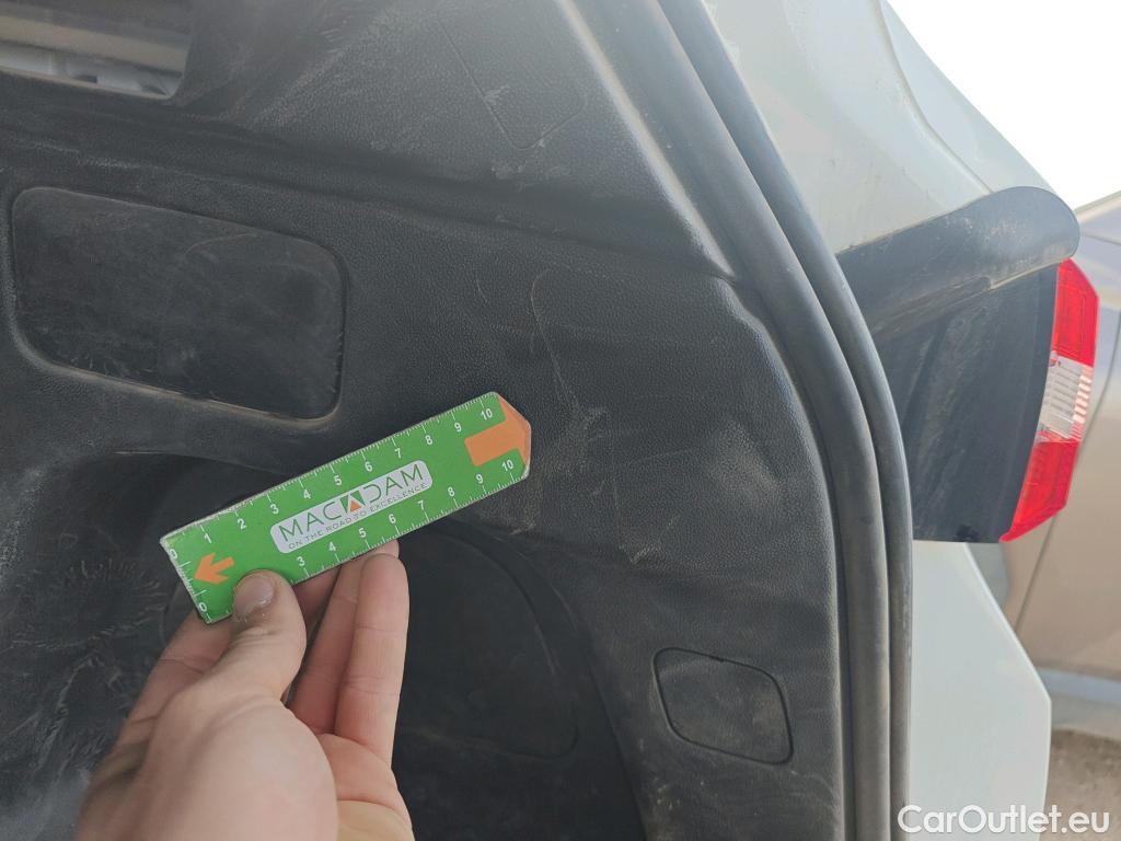  Opel   Grandland X OPEL Grandland / 2021 / 5P / todoterreno 1.5D DTH AT8 S/S GS #38