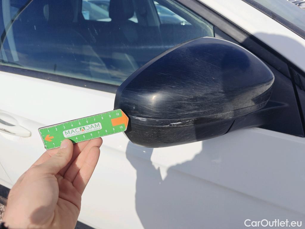  Opel   Grandland X OPEL Grandland / 2021 / 5P / todoterreno 1.5D DTH AT8 S/S GS #57