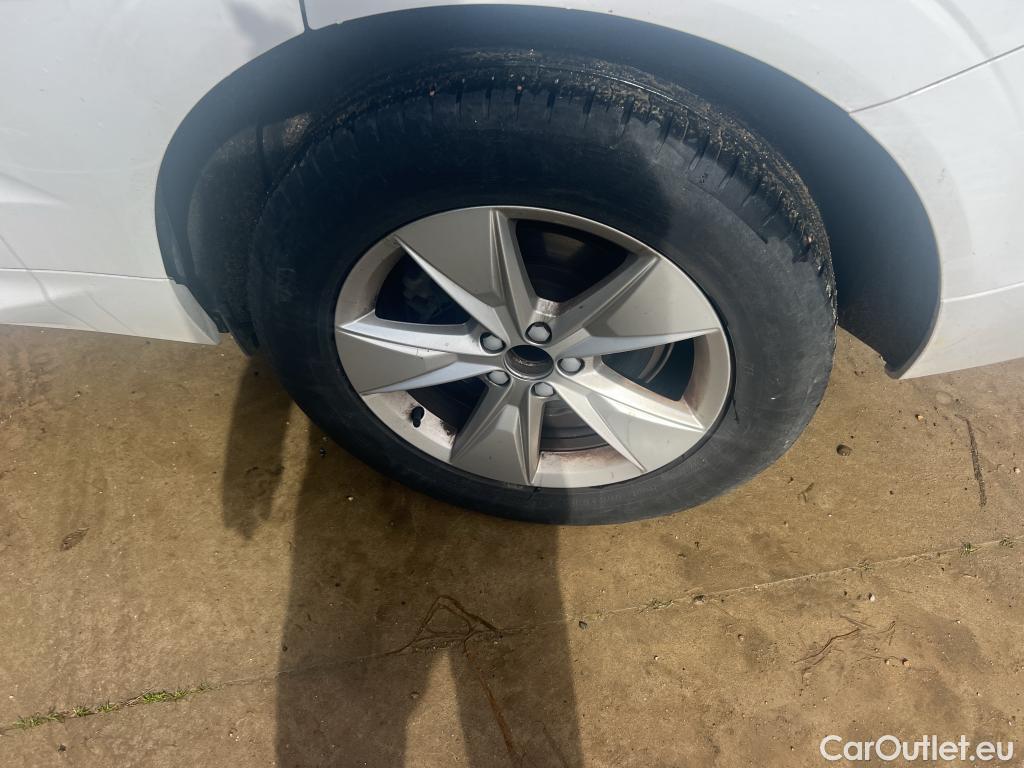  Volvo  XC60 VOLVO  / 2017 / 5P / todoterreno 2.0 B4 D Momentum Pro Auto #18